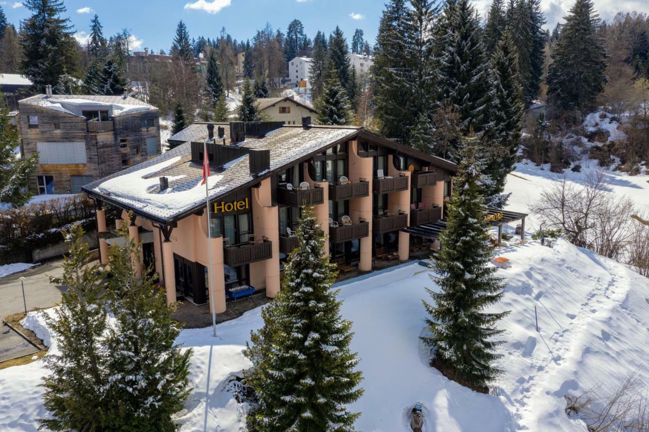 T3 Hotel Mira Val Flims Buitenkant foto